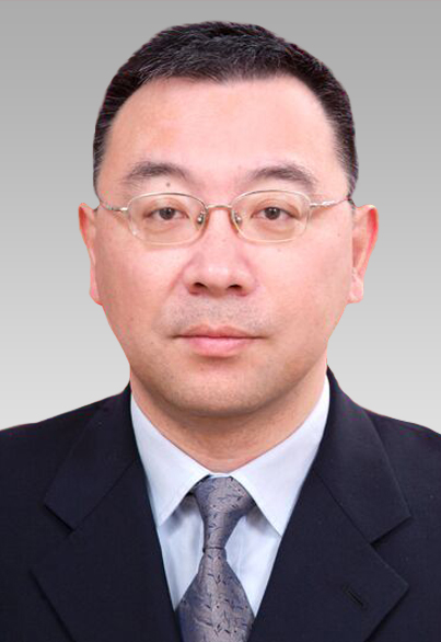 李震同志简历