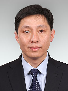 周海鹰同志简历